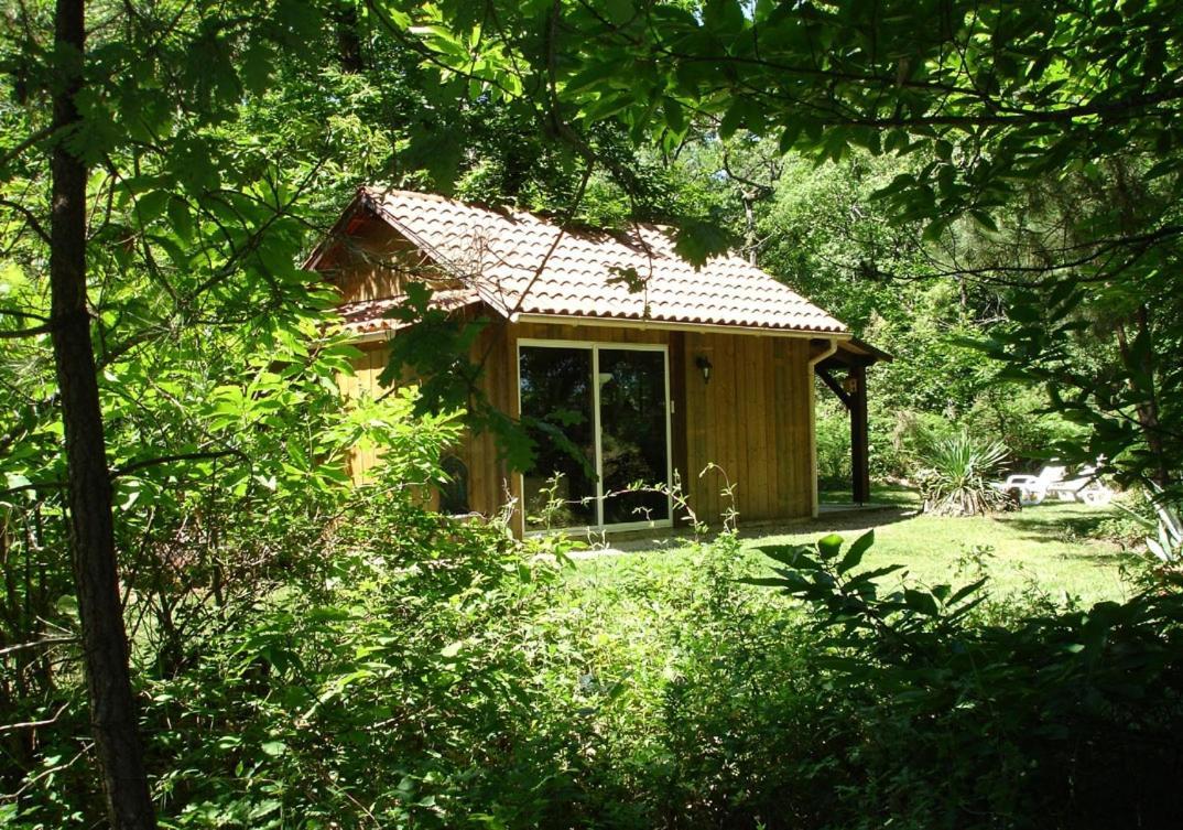 Les Cabanes De Rouffignacヴィラ エクステリア 写真