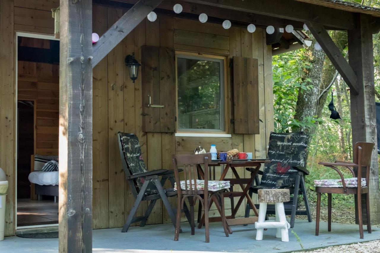 Les Cabanes De Rouffignacヴィラ エクステリア 写真