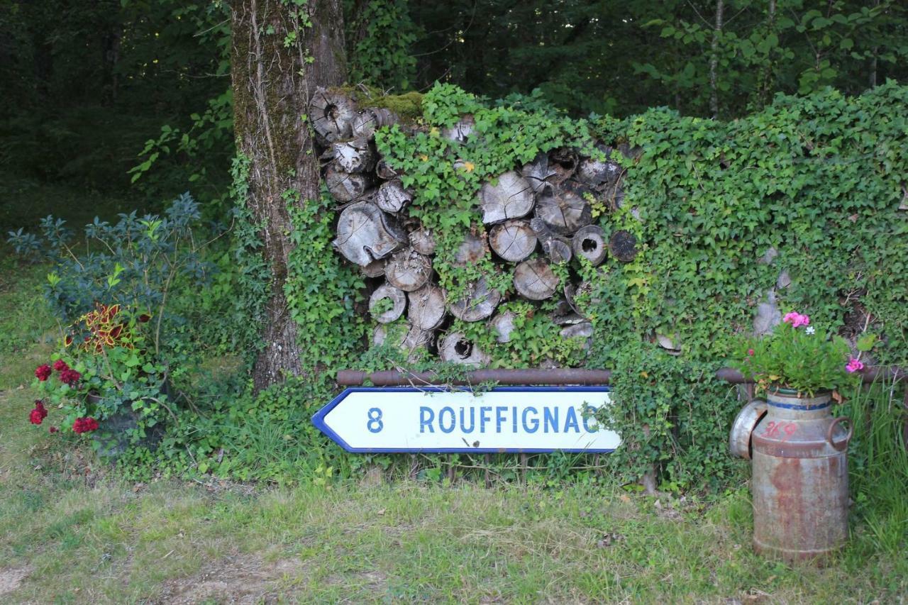 Les Cabanes De Rouffignacヴィラ エクステリア 写真