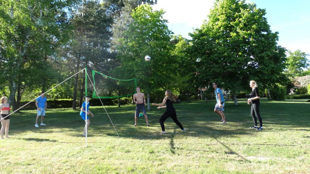 Les Cabanes De Rouffignacヴィラ エクステリア 写真
